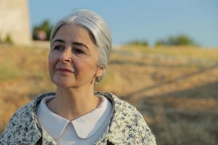 fazilet hanım ve kızları saliha kimdir