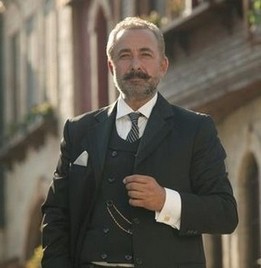 mehmet aslantuğ
