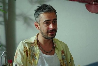 şansımı seveyim izzet kimdir