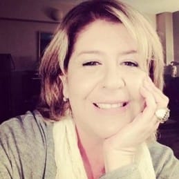 Kehribar Şebnem Gürsoy Kimdir?