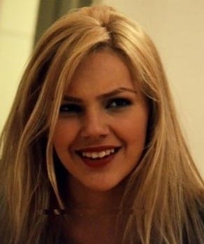 İki Yalancı Duygu Kimdir?