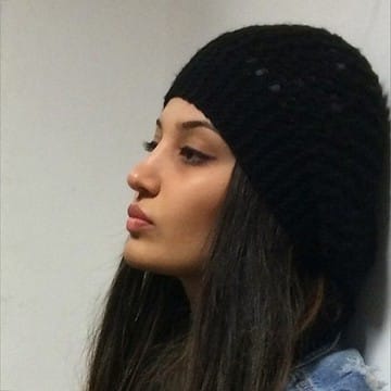 Aşk Ve Mavi Yağmur Aydan Kimdir?