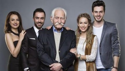 Aşk Yalanı Sever Dizi Müziği