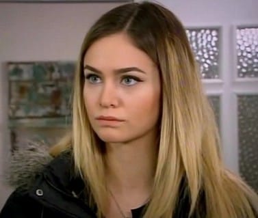 Nerdesin Birader Sinem Kimdir?