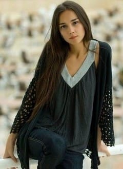 Dolunay Alya Neden Yok?