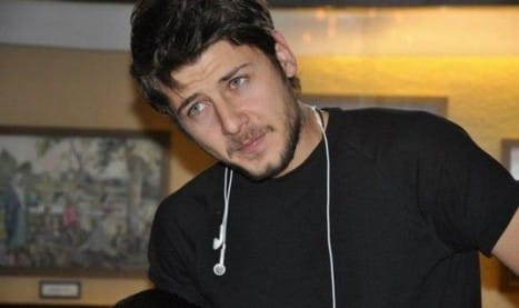 Kanatsız Kuşlar Onur Öldü Mü?