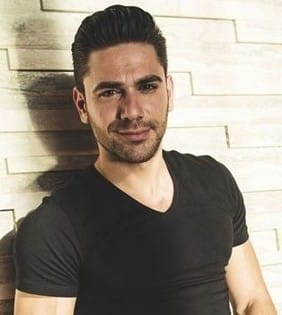 Babamın Günahları Ozan Kimdir?