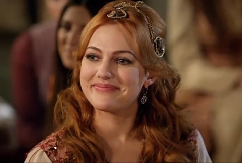 Eşkıya Dünyaya Hükümdar Olmaz Meryem Üzerli Ayrıldı Mı?