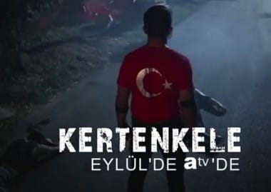 Kertenkele Ay Yıldızlı Adam Kimdir?