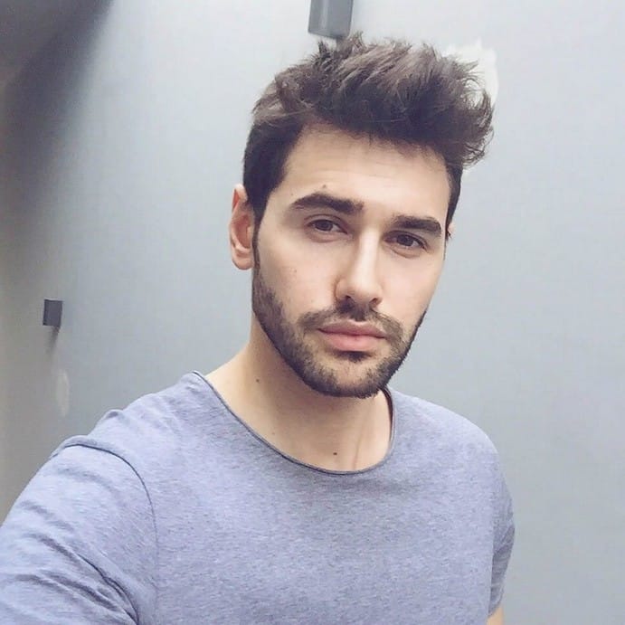 Mayıs Kraliçesi Alper (Samet Sırmalı) Kimdir?