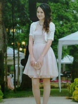 Arka Sokaklar Canan (Simay Tüzün) Kimdir