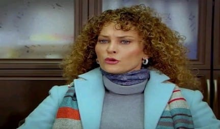 Seni Kimler Aldı (İpek Tenolcay) Kimdir?