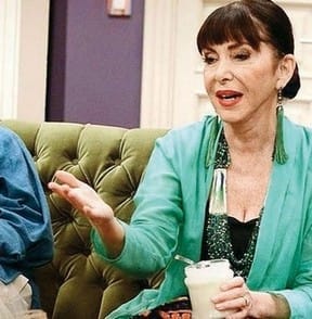 Paramparça Maide (Hümeyra Akbay) Kimdir?