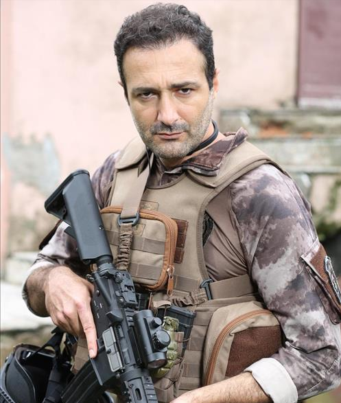 Börü Behçet Kimdir?