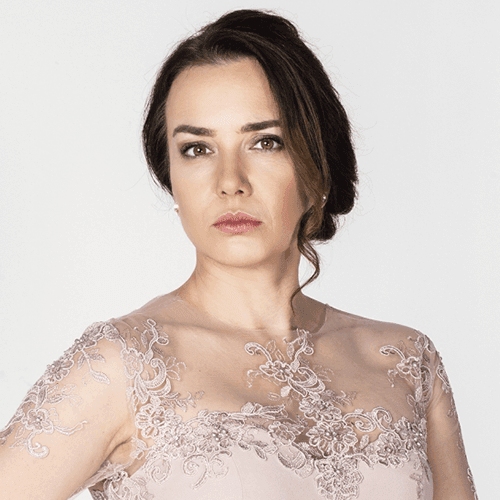 İnsanlık Suçu Emel Kimdir?