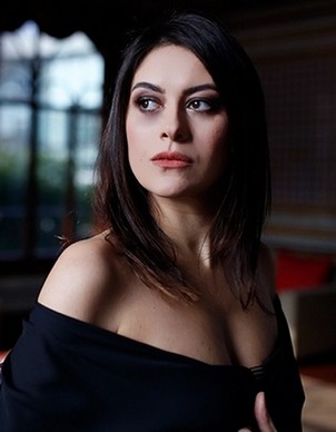 Kalbimin Sultanı Gülizar Kimdir?