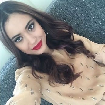 Kanatsız Kuşlar Emel Kimdir?