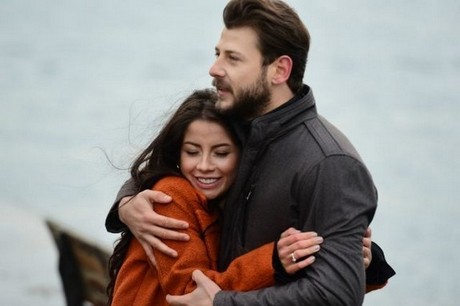 Kanatsız Kuşlar’Da Melis Tüzüngüç’ten Şarkı Sürprizi